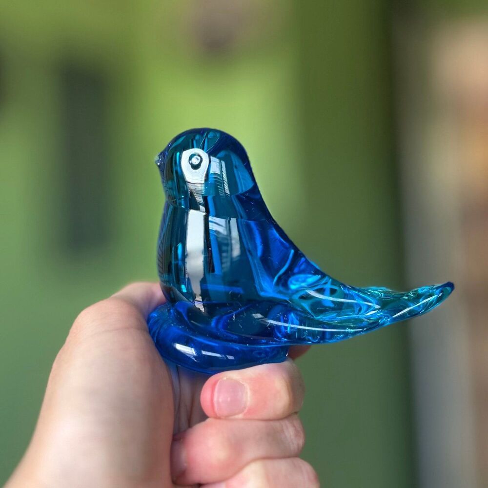 ❌SOLD Charming Cottagecore Glass Figurine Accent